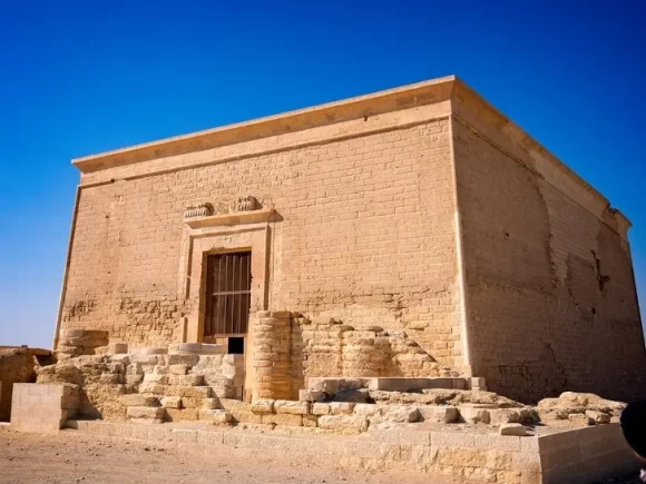 Qasr Qaroun Temple, Fayiumn Egypt Online Tour