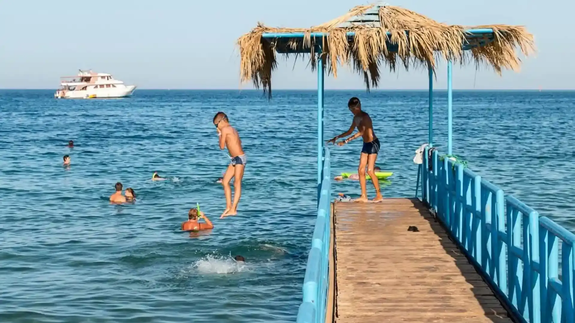 Red Sea Highlights | Top Attractions & Activities