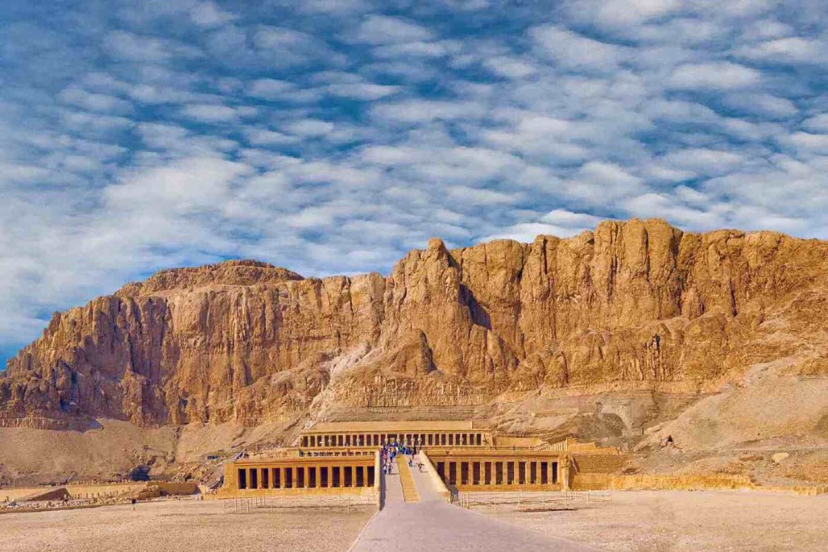 Valley of Kings tombs architecture